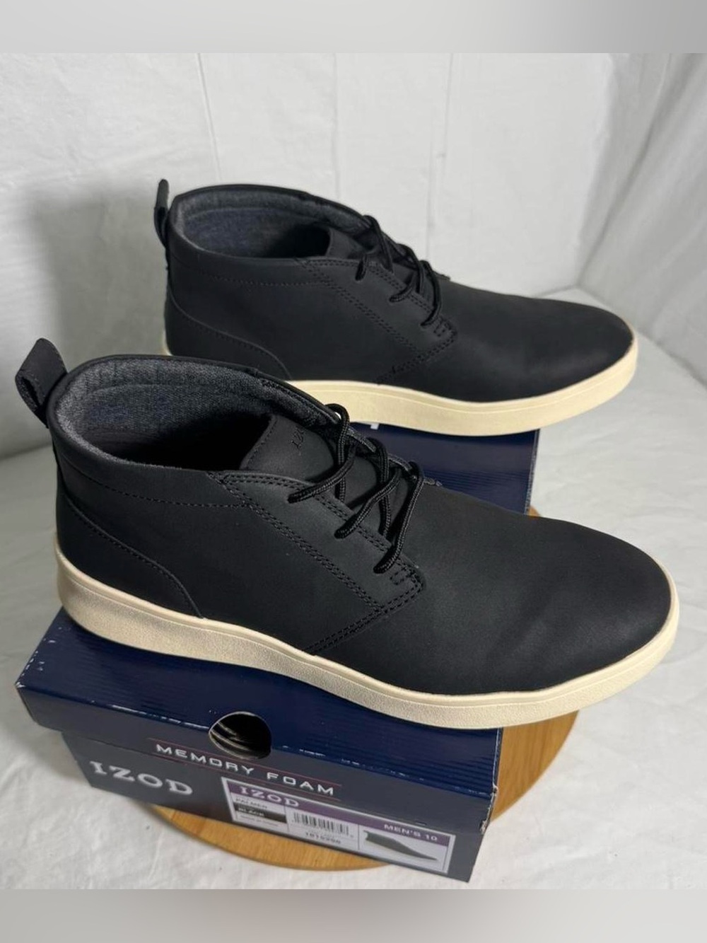 IZOD Palmer Men’s Chukka Boots Black Memory Foam Casual Shoes Size 10 New in Box